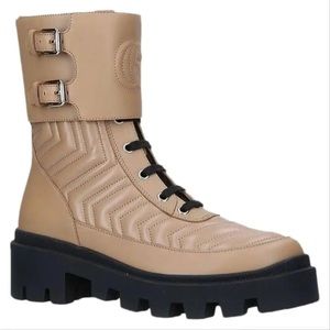 NEW Gucci GG logo embroidered quilted leather lug boots
Size: US 7 
Tan

$1500